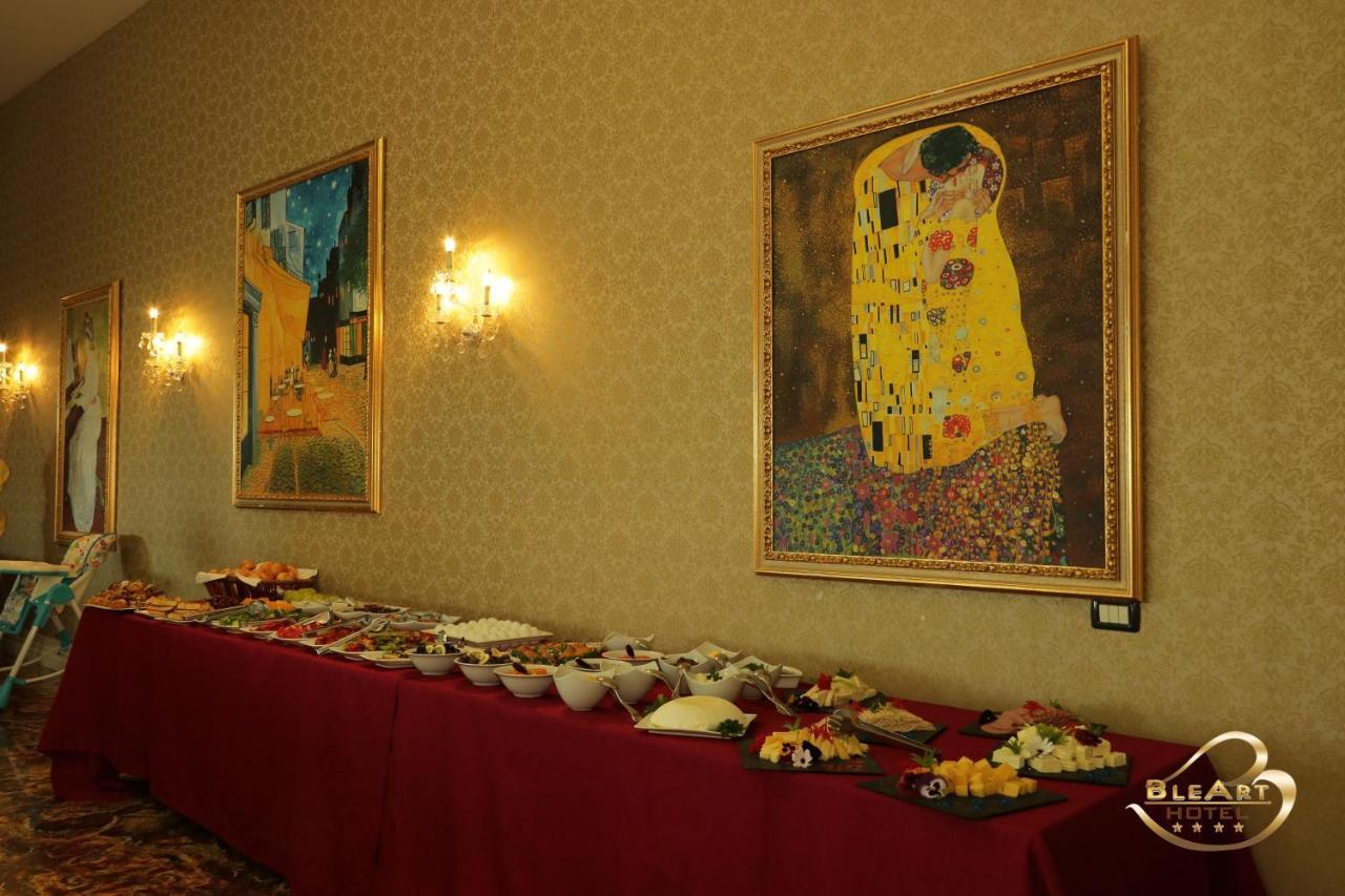 Hotel Bleart Shkallnur ภายนอก รูปภาพ