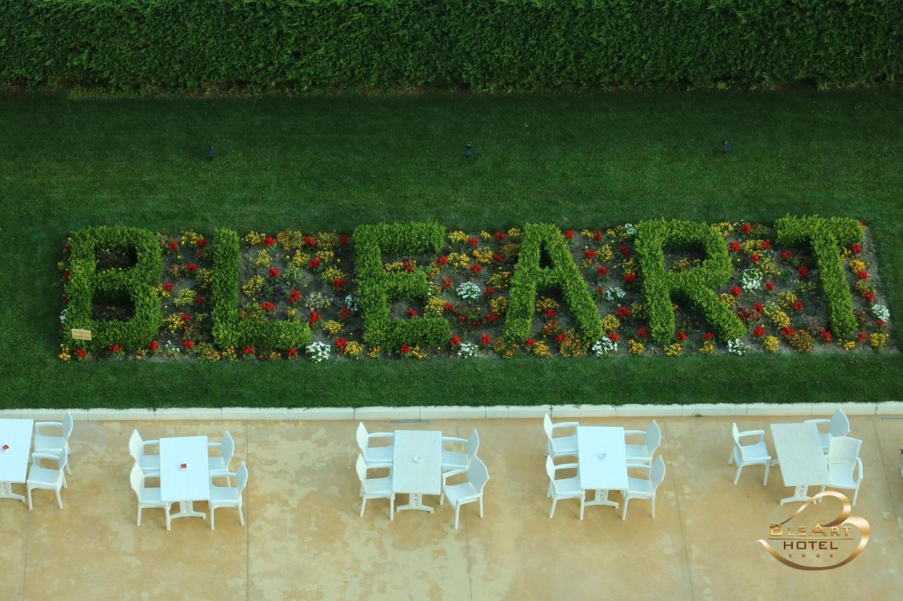 Hotel Bleart Shkallnur ภายนอก รูปภาพ