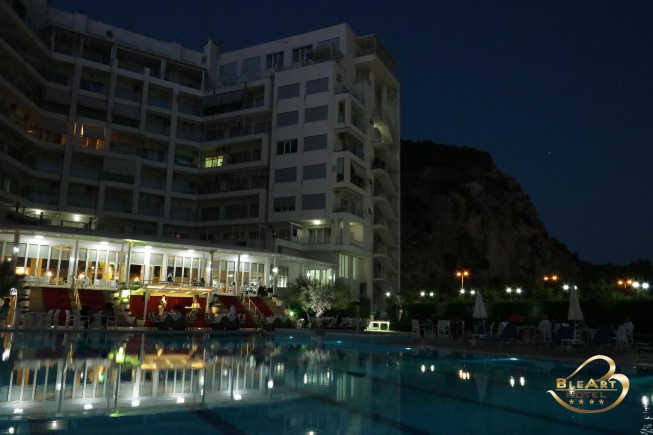 Hotel Bleart Shkallnur ภายนอก รูปภาพ
